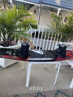 2018 Liquid Force Wakeboard, red, 134 cm, comes with bindings that fit size 9-12