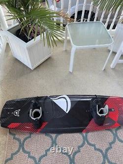 2018 Liquid Force Wakeboard, red, 134 cm, comes with bindings that fit size 9-12