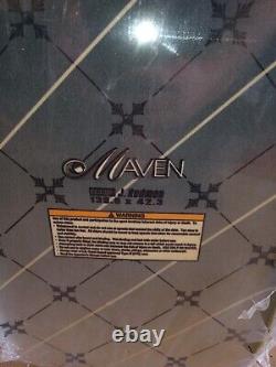 New with fins Liquid Force DIVA Maven 8 139 CM Wakeboard BOARD ONLY NO BINDINGS